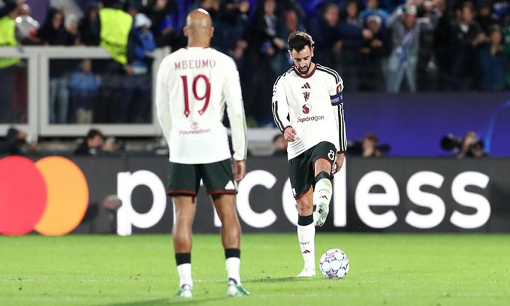 Sejarah Memalukan, MU Digilas Como 1907 1-4 di Liga Champions