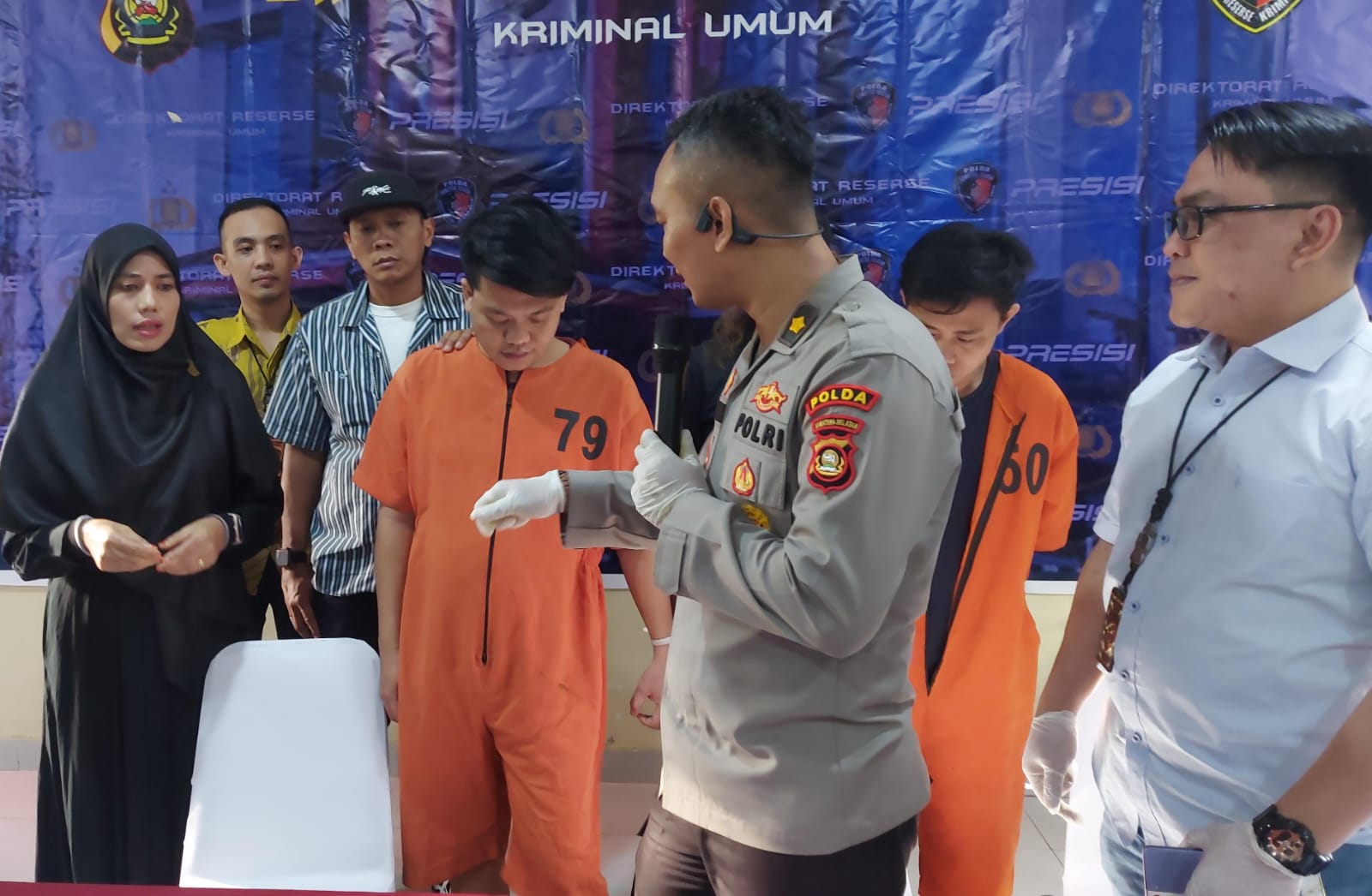 Uang Tabungan Rp384 Juta Milik Nenek-Nenek Lenyap Dalam ATM, Pelakunya Tak Disangka, Habis untuk Main Slot