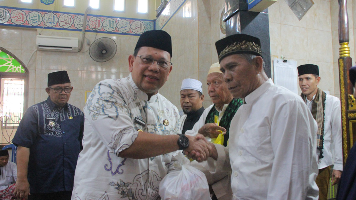 Pemkot Palembang Salurkan Dana Hibah ke 2.067 Masjid dan Mushola