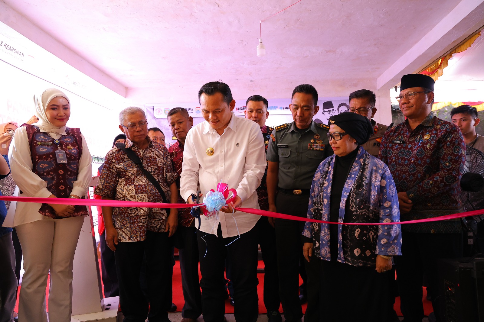 Pj Wako Palembang Cheka Buka Pameran Photo dan Arsip Tokoh Pejuang di Museum dr AK Gani