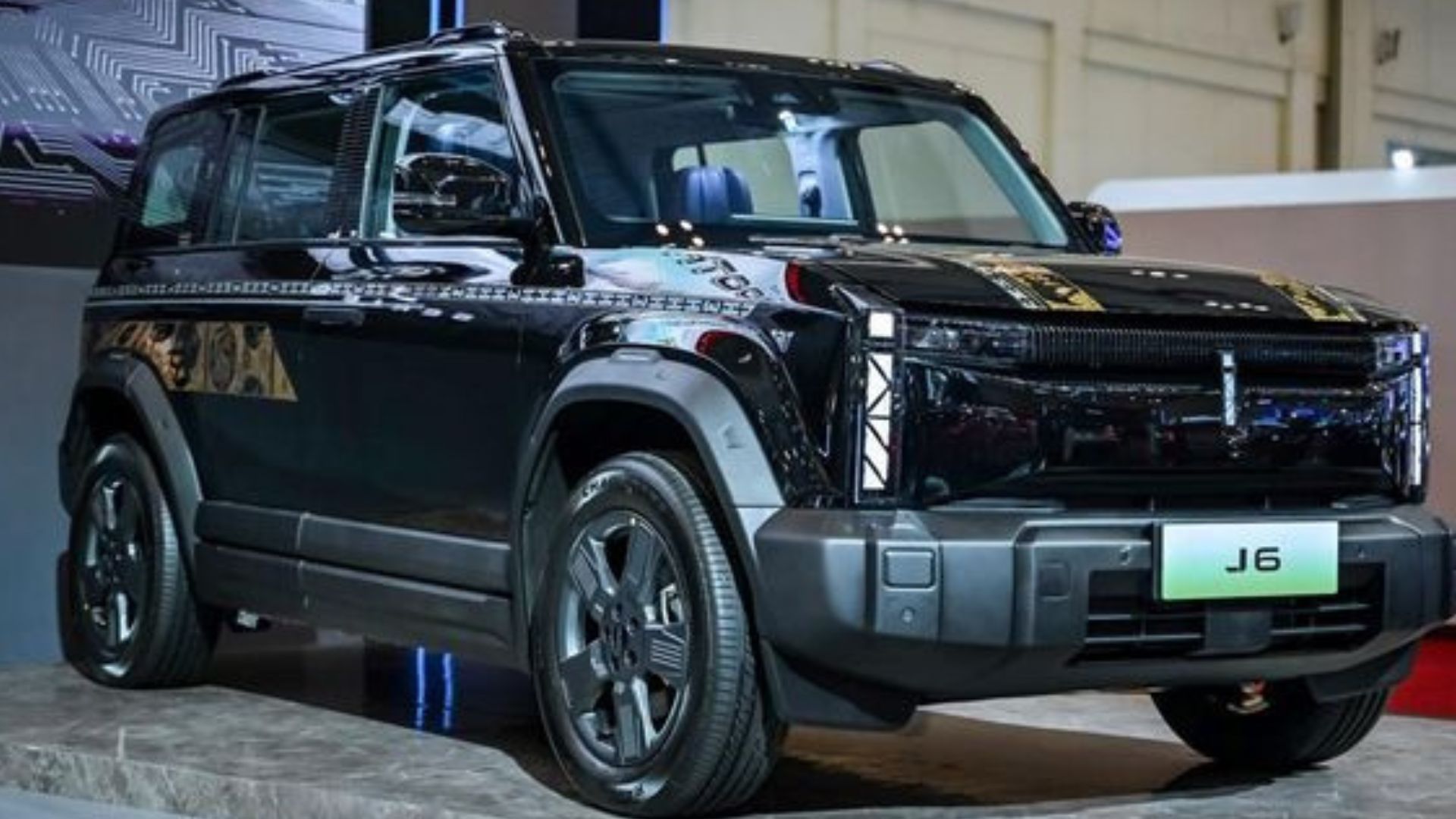 Chery J6 Tantang Rival di Segmen EV Menengah dengan Desain Cube-Box dan Fitur Modern