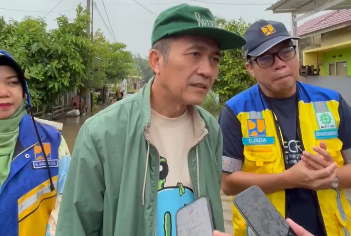 Gerak Cepat Atasi Banjir, Walikota Ratu Dewa Instruksikan Pemasangan Codetan di Sekitar Simpang Polda