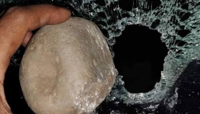 Lagi, Teror Lempar Batu di Jalinsum Muratara Kembali Berulah, Kaca Mobil Pecah 