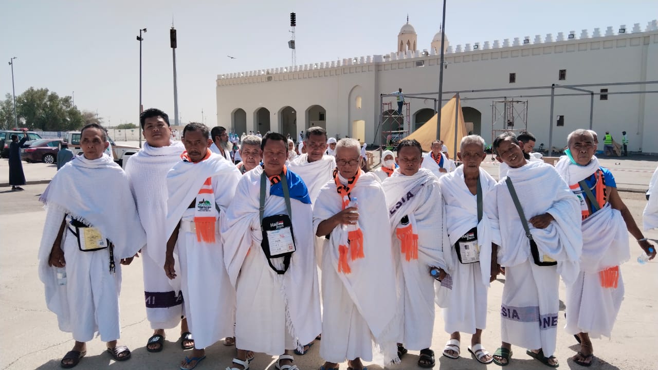 Jemaah Haji Kloter 1 Embarkasi Palembang Sudah Bergerak ke Makkah, Gunakan Bus Spek Khusus