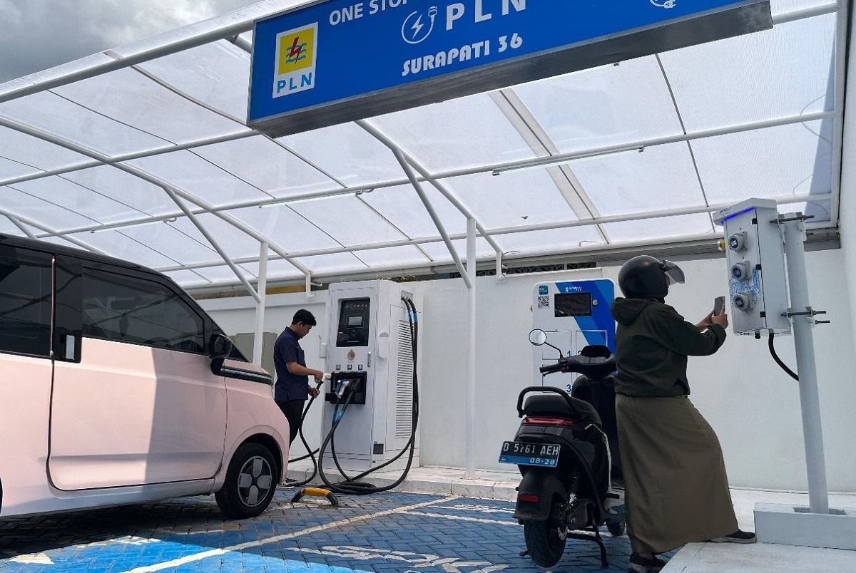 Kenali 4 Jenis Charging Station Kendaraan Listrik, Cek Apa Saja Perbedaannya!