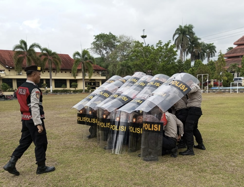 Jelang Pilkada Serentak, Personel Polres Ogan Ilir Dapatkan Pembekalan Cara Kendalikan Massa