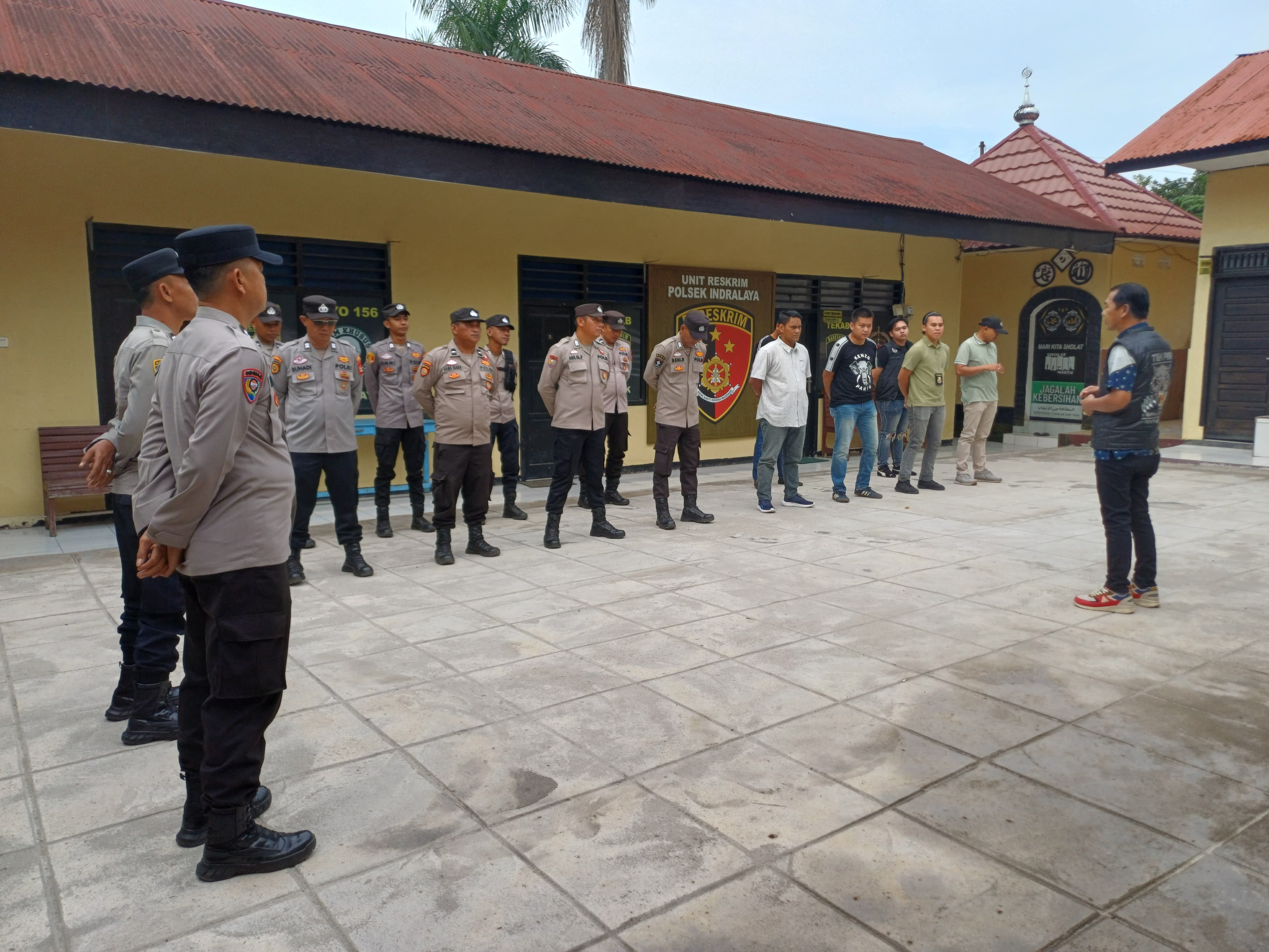 Pastikan Keamanan Wilayah Tetap Kondusif di Hari Libur, Polsek Indralaya Ogan Ilir Standby-kan Personel