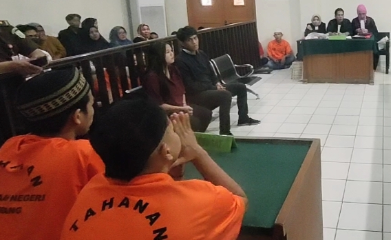 Pesan Cewek MiChat Tidak Sesuai Ekspektasi, Oknum Driver Ojol Dianiaya Rekan Cewek yang Dipesan