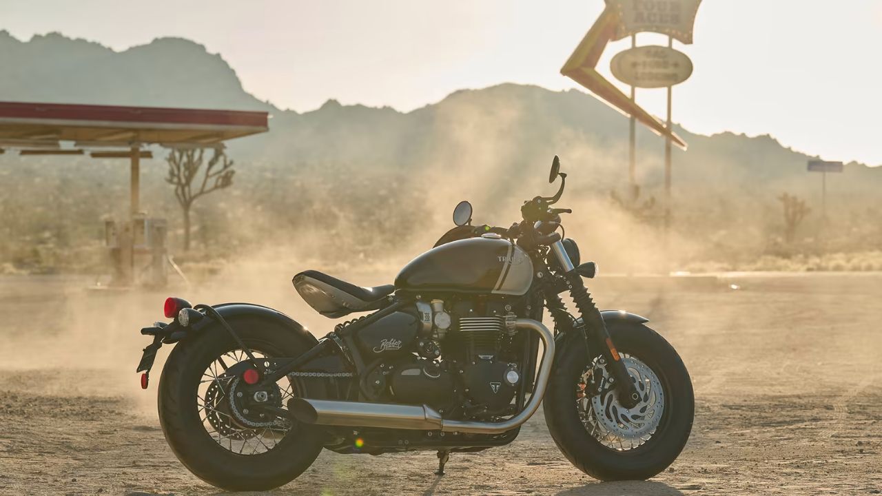Motor Klasik Rasa Modern: Bonneville Bobber Gabungkan Gaya Retro dengan Performa Maksimal