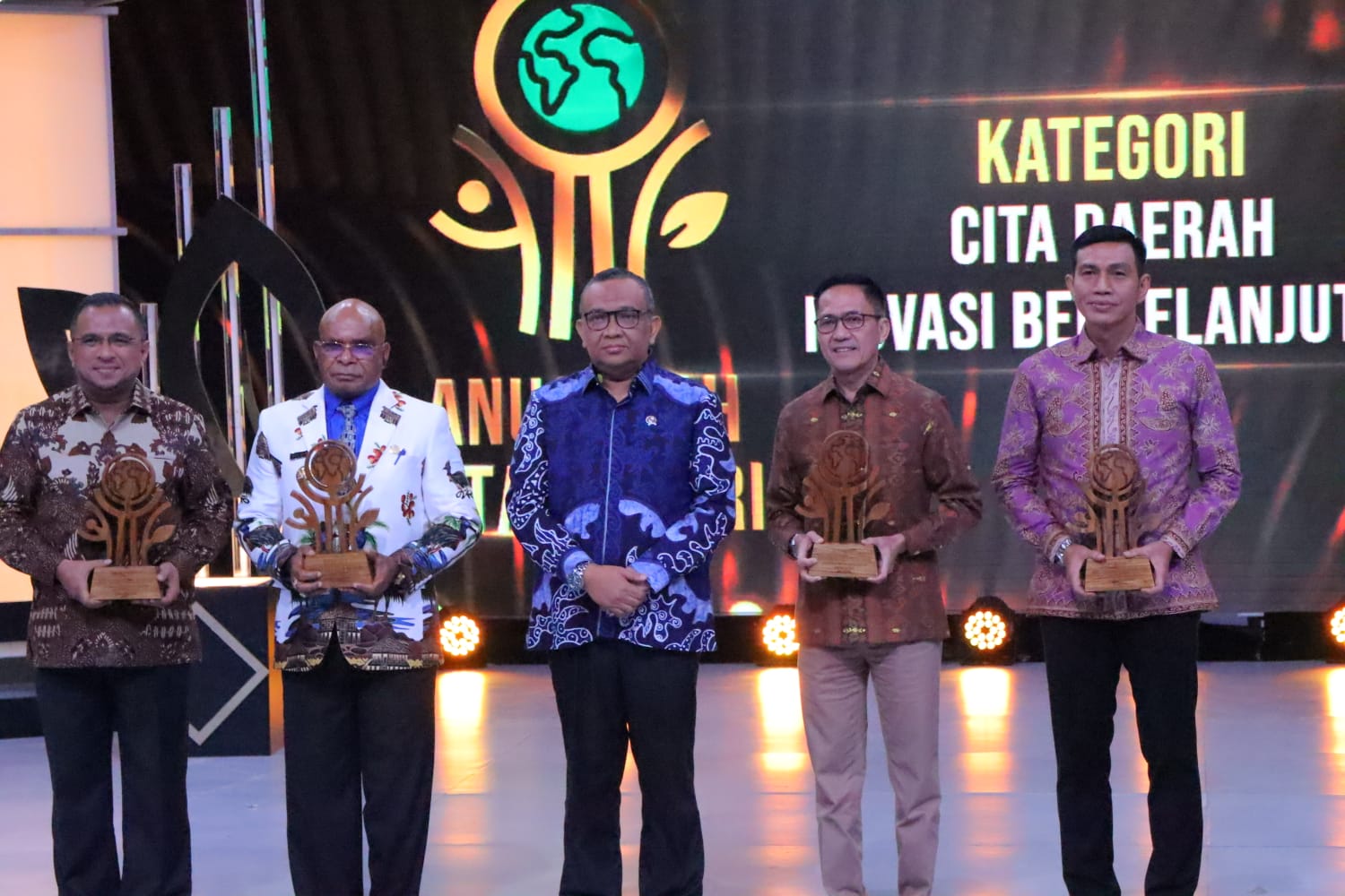 Ratu Dewa Raih Penghargaan Cita Daerah Inovasi Berkelanjutan 