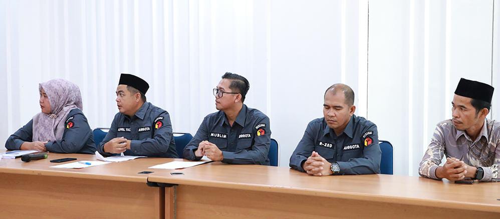 Tidak Tindaklanjuti Laporan Money Politik, Ketua Bawaslu Banyuasin dan Anggota Dilaporkan ke DKPP