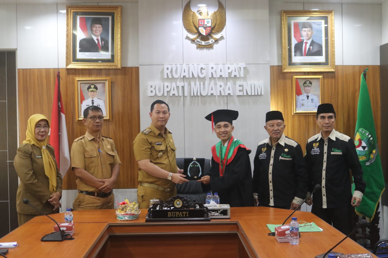 Pj Bupati Muara Enim Apresiasi Wisudawan Program SKSS, Generasi Muda Siap Berdaya dan Berkarya