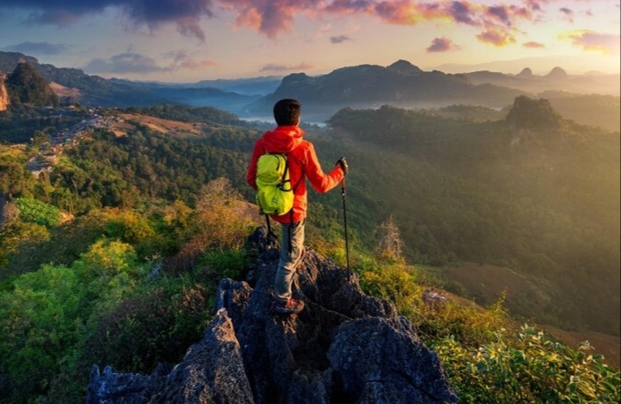 Waspada! 5 Masalah Kesehatan Ini Rentan Dihadapi Ketika Mendaki Gunung