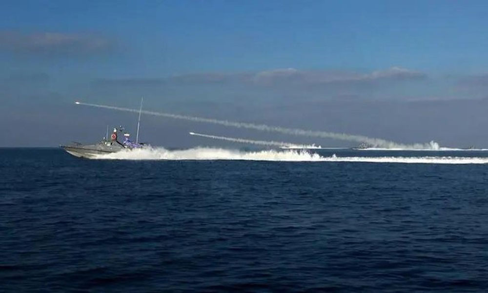 Respons AS, Iran Hujani Kapal Militer Amerika Serikat dengan Drone-Rudal