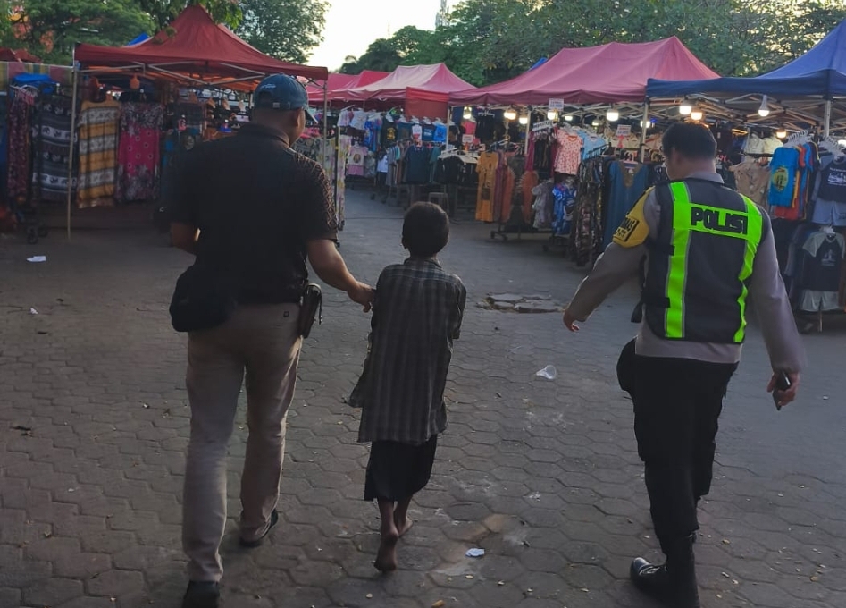 Aksi Anak Jalanan Ngelem di Ampera Bikin Resah, Polisi Lakukan Pembinaan