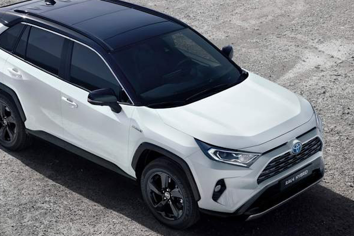 Laris Manis, Hanya 7 Bulan Toyota RAV4 Terbaru Rilis, Cuma 2 Versi RAV4 Plug-In Hybrid dan GR Sport 