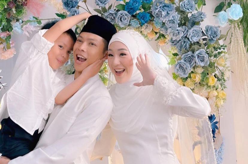 Dibalut Gaun Pengantin Melayu, Larissa Chou Resmi Menikah dengan Ikram Rosadi