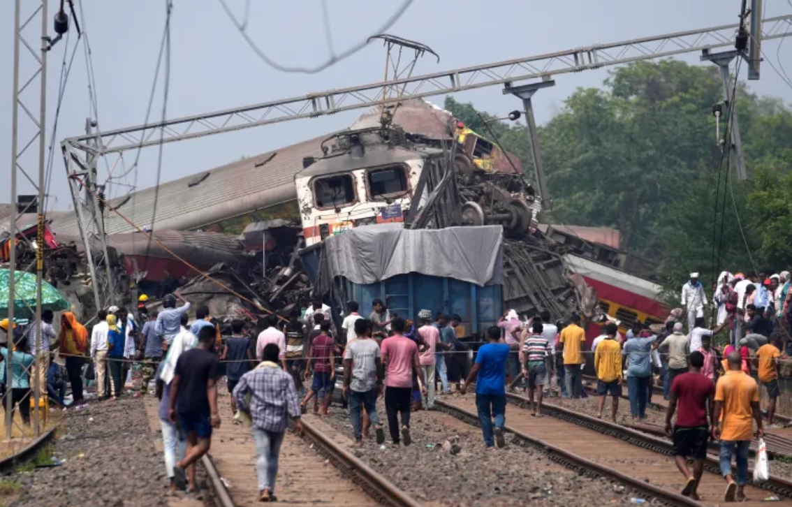 Tabrakan Kereta di India Renggut Ratusan Korban Jiwa, Tragedi Terbesar Abad Ini