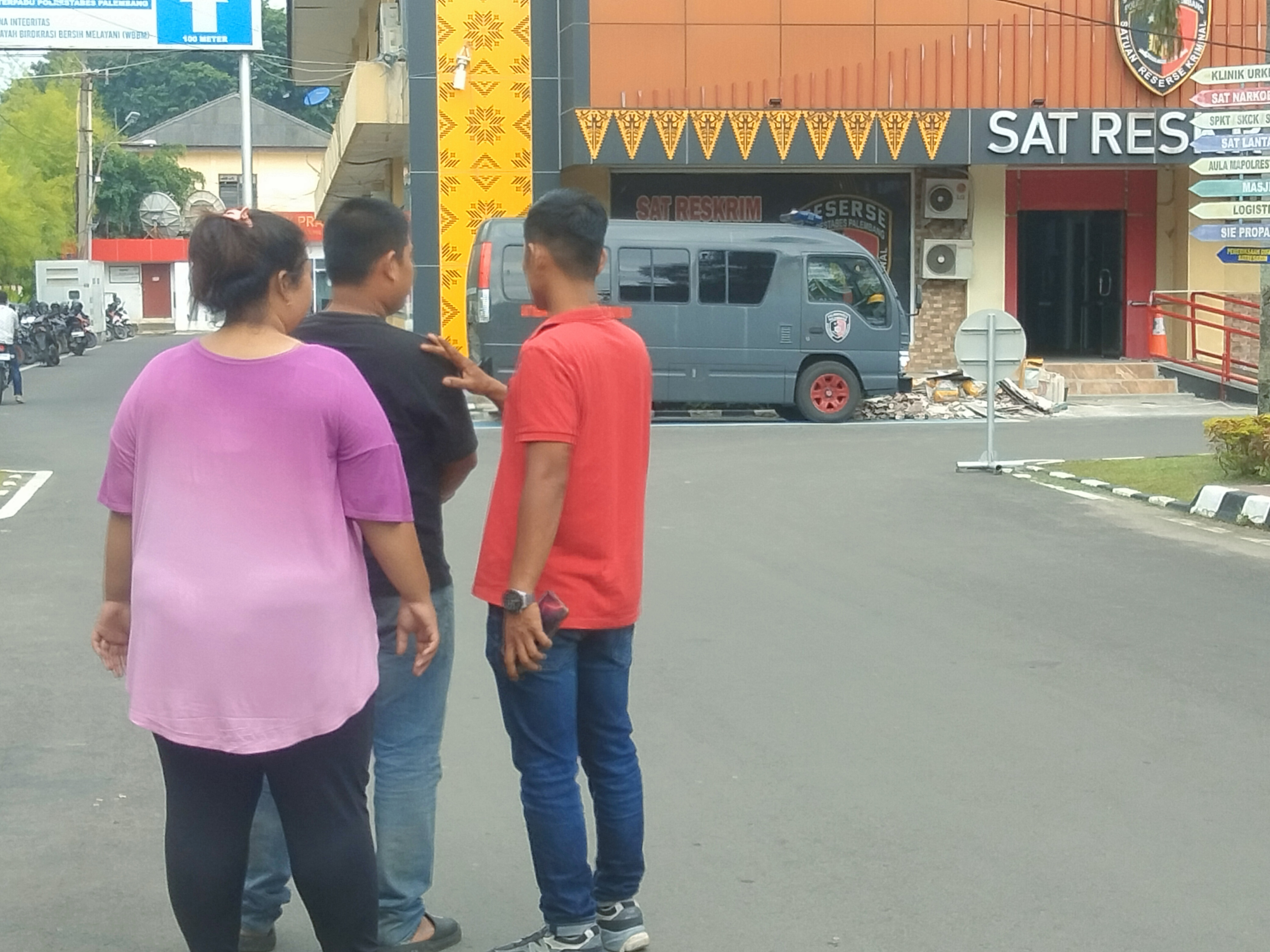 Baru 3 Hari Dibelikan Suami, Kalung Emas Milik IRT di Palembang Ini Dirampas Pelaku Jambret 