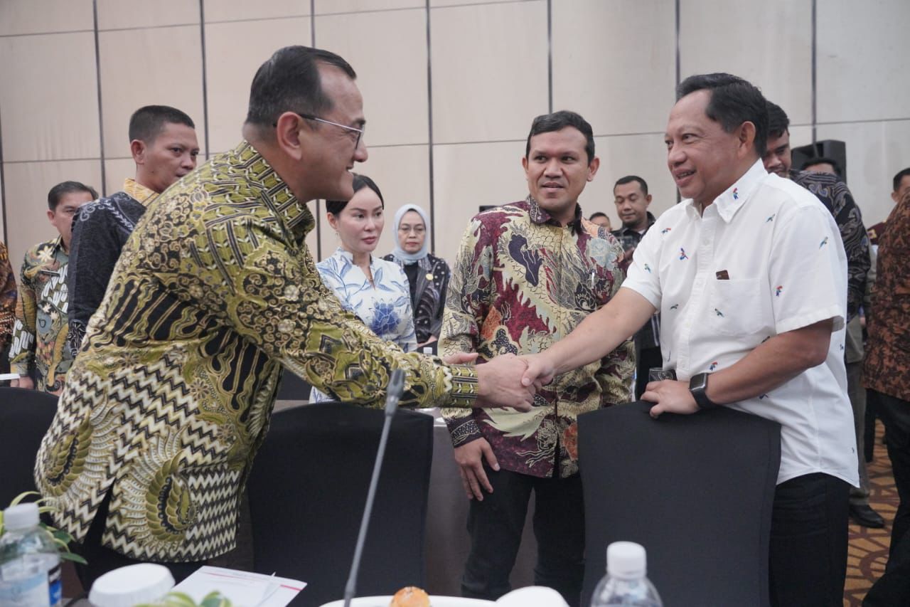 Sekda Sumsel Edward Candra Hadiri Rakor Pemerintahan se-Sumatera, Bahas Isu Kamtibmas dan Arahan Kepala Daerah