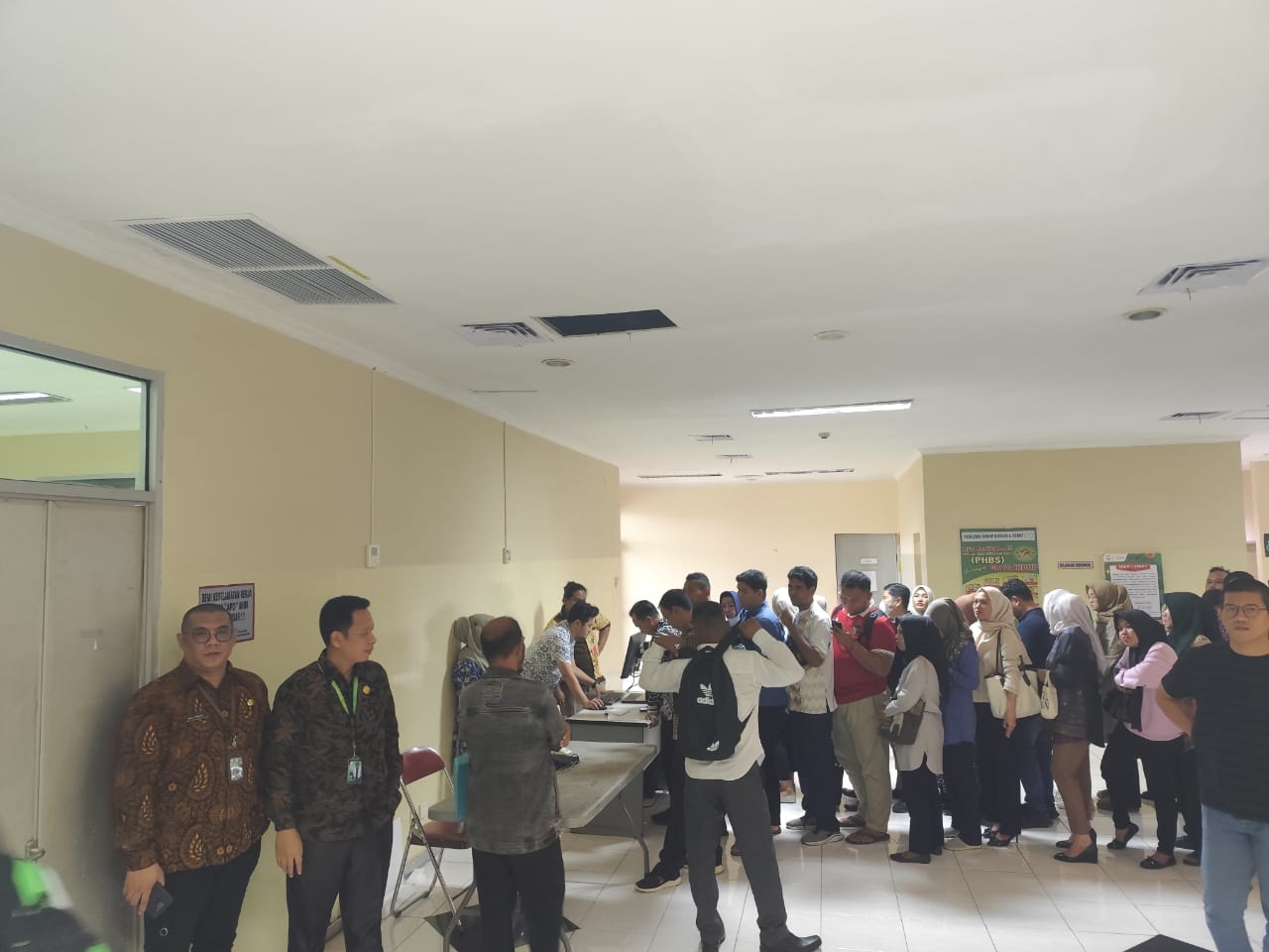 Pemohon SKCK dan Cek Kesehatan di Palembang Padati RS dan Kantor Polisi, Syarat Tes, Pelayanan Tutup Cepat 