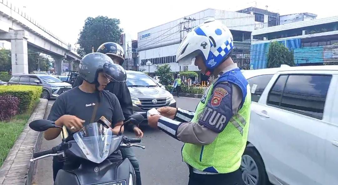 Belasan Pengendara Motor Terjaring Razia Satlantas Polrestabes Palembang, Ini Pelanggarannya