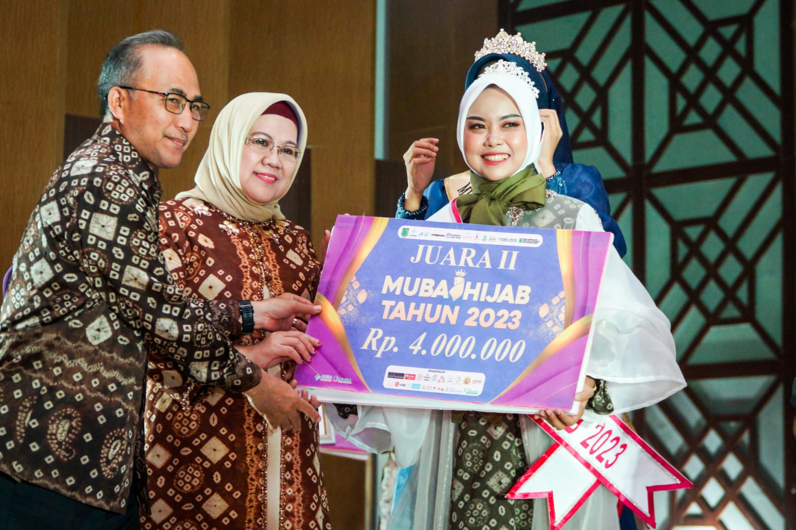 Bareng Istri, Pj Bupati Muba Jadi Saksi Pemilihan Miss Hijab Pertama di Sumsel