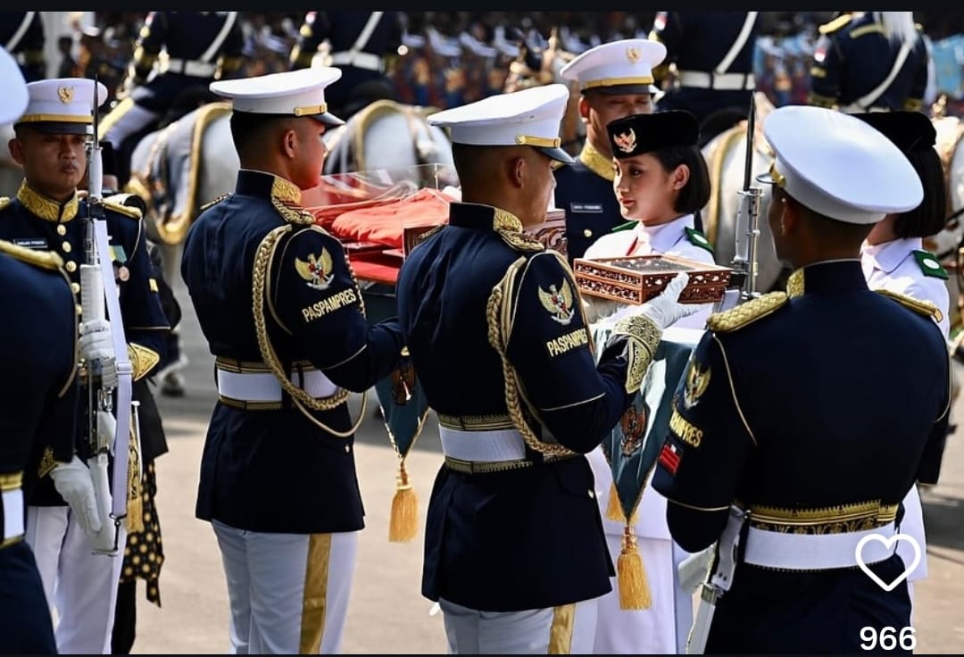 Kirab Bendera Pusaka Warnai Pembukaan Peringatan HUT ke-80 Kemerdekaan RI di Jakarta, Ini Kisah Haru Peserta