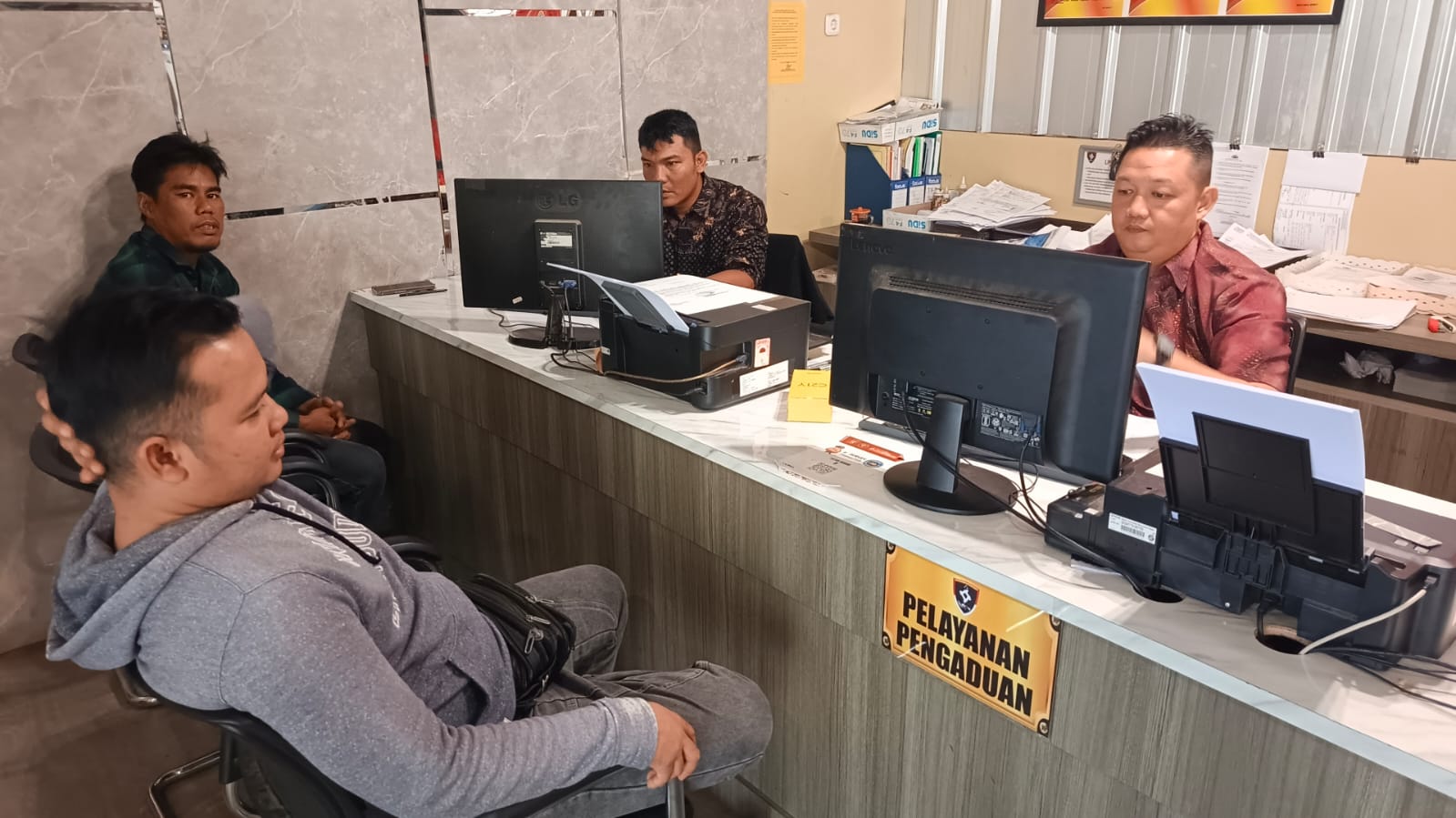 5 Rumah Warga Dibobol Lewat Jendela & Dinding Kalsiboard, Lorong Serumpun Jakabaring Tak Aman