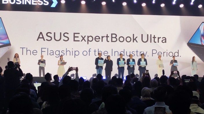 Harga ASUS ExpertBook Ultra Resmi Dirilis di Indonesia, Laptop Flagship Standar Militer Performa Monster