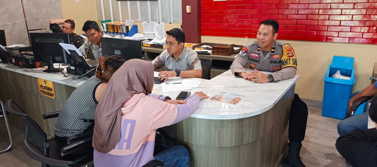 Niat Tegur Suami Kumpul Bersama Perempuan di Kosan, IRT di Palembang Malah Dianiaya WIL