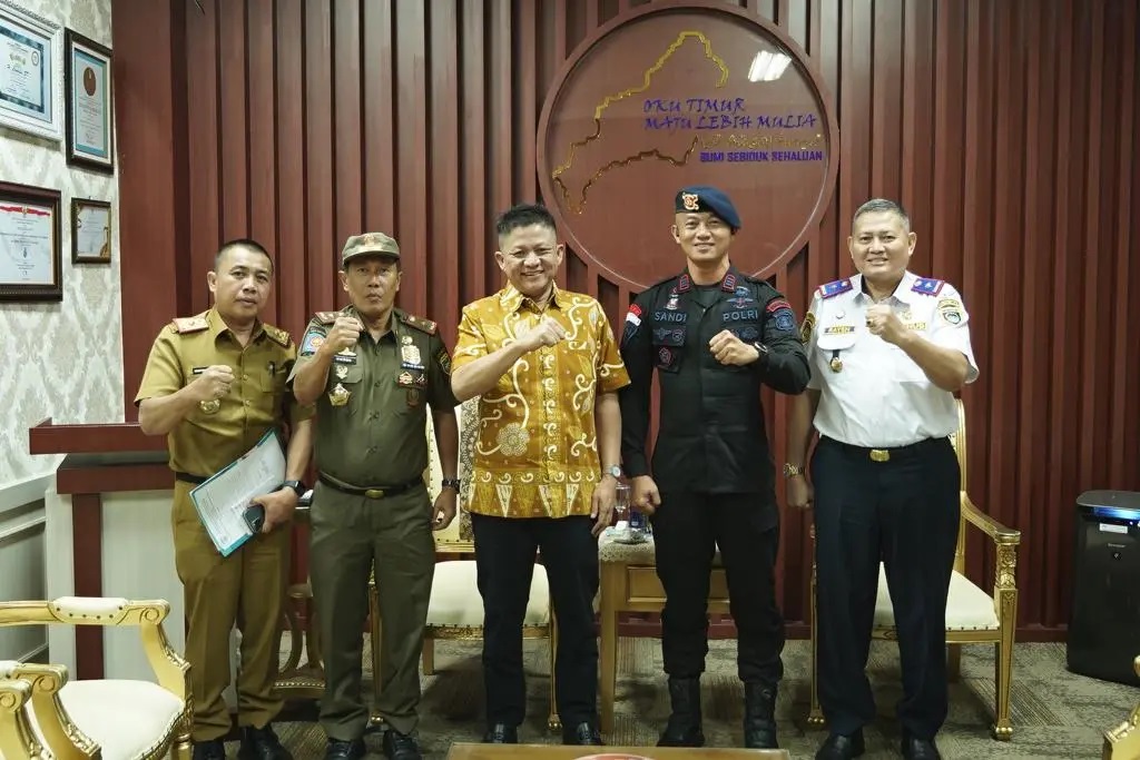 Bupati Enos Kehadiran Wakil Komandan Bataliyon C Pelopor Satbrimob Polda Sumsel 