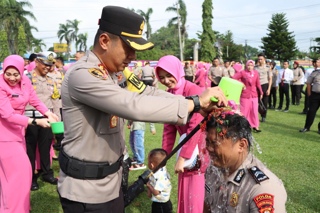 58 Personel Polres Ogan Ilir Naik Pangkat di Momen Tahun Baru 2025, Ada yang Berhasil Ungkap Kasus Menonjol