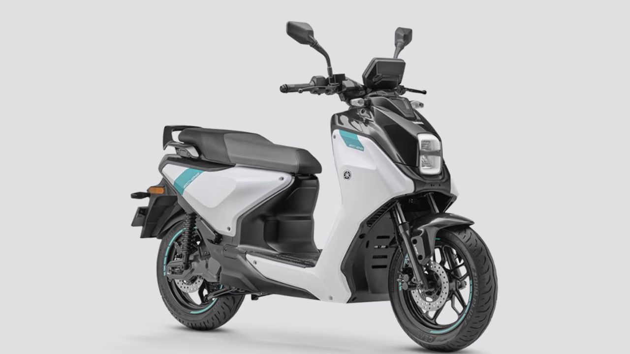 Yamaha EC-06, Motor Listrik yang Punya Jarak Tempuh Jauh, Desain Modern dengan Pencahayaan Full-LED
