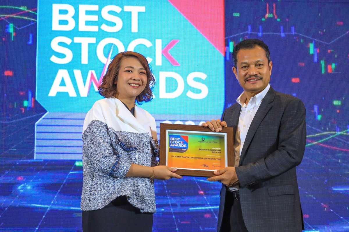 Berkontribusi Kuatkan IHSG, BBRI Sabet Dua Penghargaan Best Stock Awards 2024