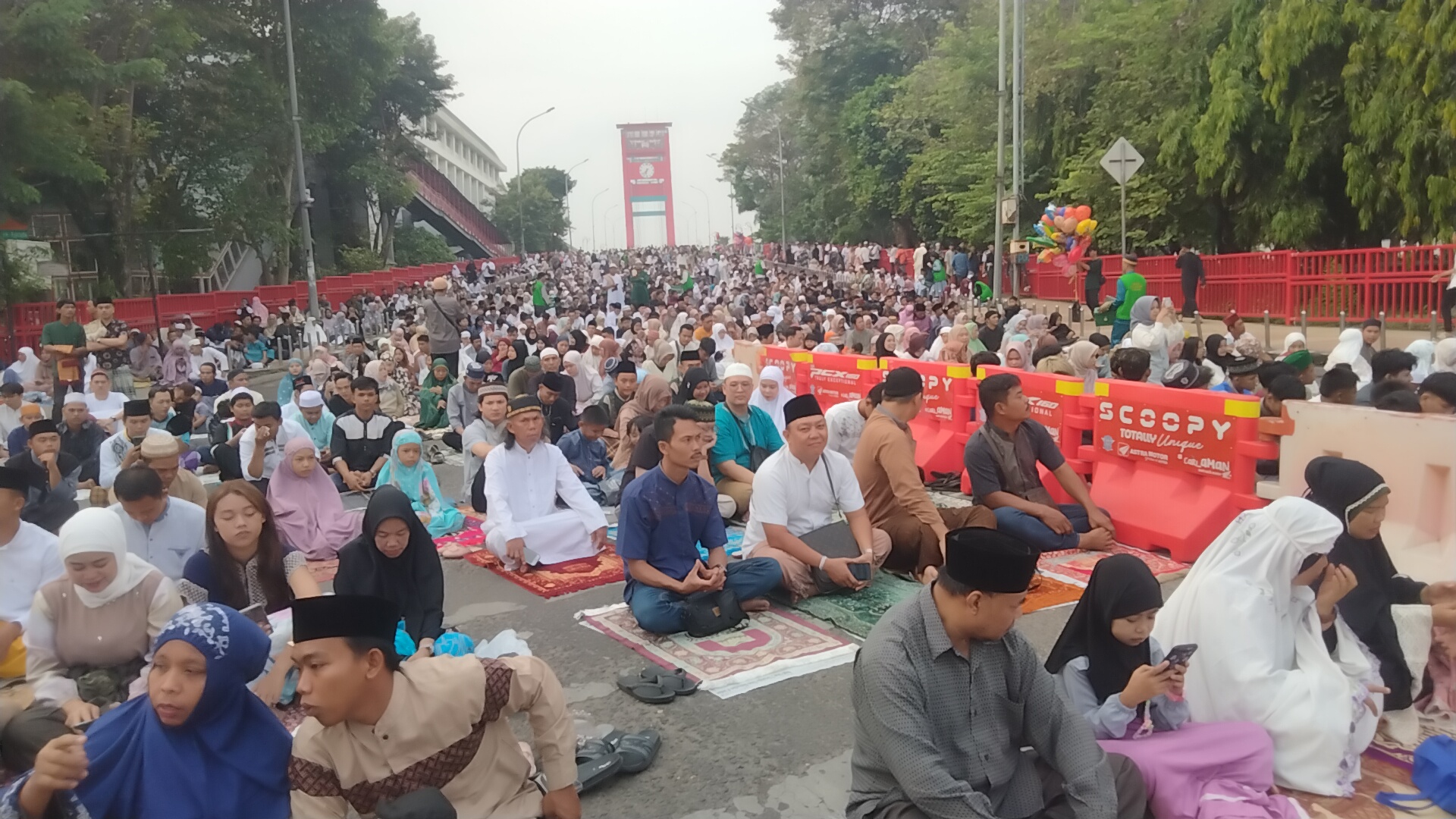 Masjid Agung Palembang Sebar Ribuan Kantong Daging Momen Idul Adha 1446 H, Meningkat dari Tahun Lalu