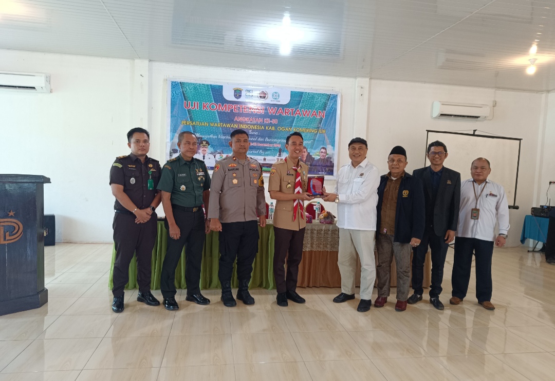 Perkuat Profesionalisme Pers, Didukung Pemkab OKI PWI OKI Gelar UKW Perdana