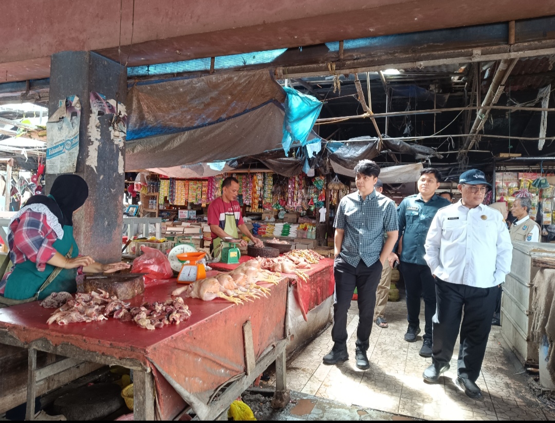 Permintaan Tinggi Harga Daging Ayam Tembus Rp38 Ribu Per Kilo Jelang Nataru