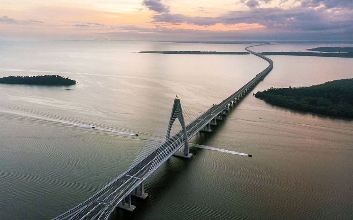 WOW! Jembatan Terpanjang di Asia Tenggara Ini Sangat Megah, Ada yang Telan Dana Hingga Rp 17 Triliun