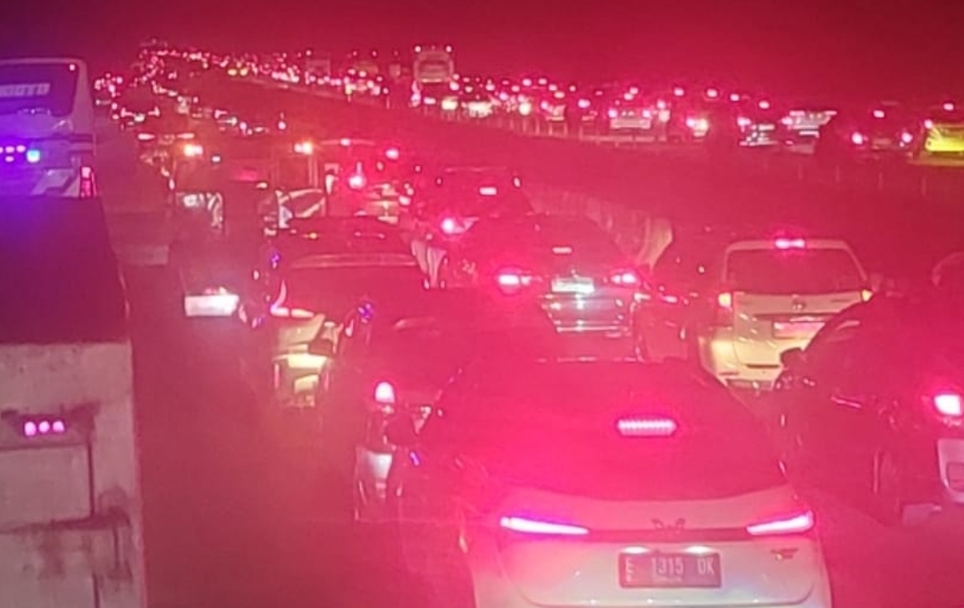 Arus Balik Lebaran 2026 Mulai Padat, One Way Nasional Berlaku Pukul 14.00 WIB