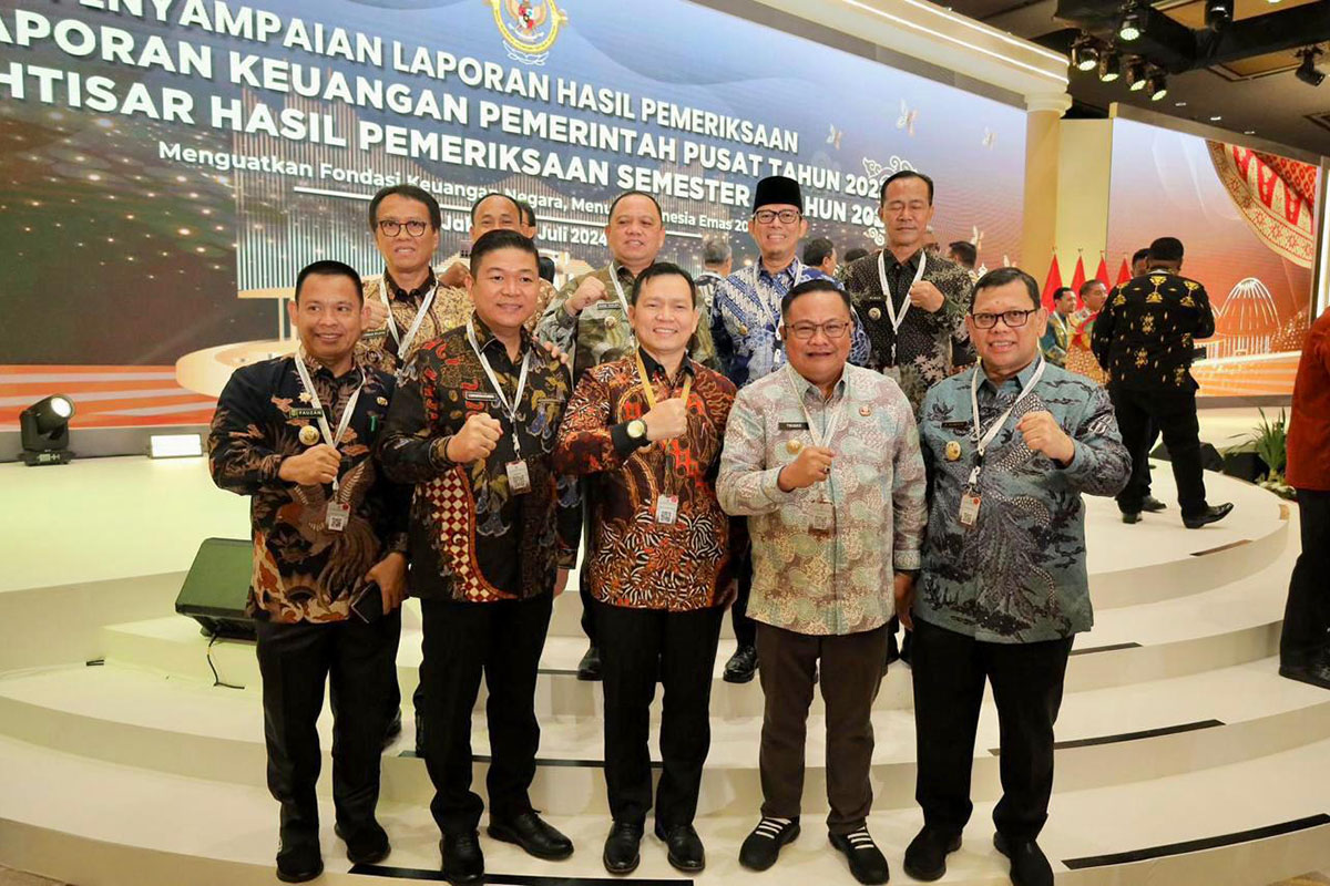 Pj Gubernur Sumsel Simak Pengarahan Presiden Jokowi Pada Kegiatan Penyampaian LHP LKPP dan IHPS II TA 2023 