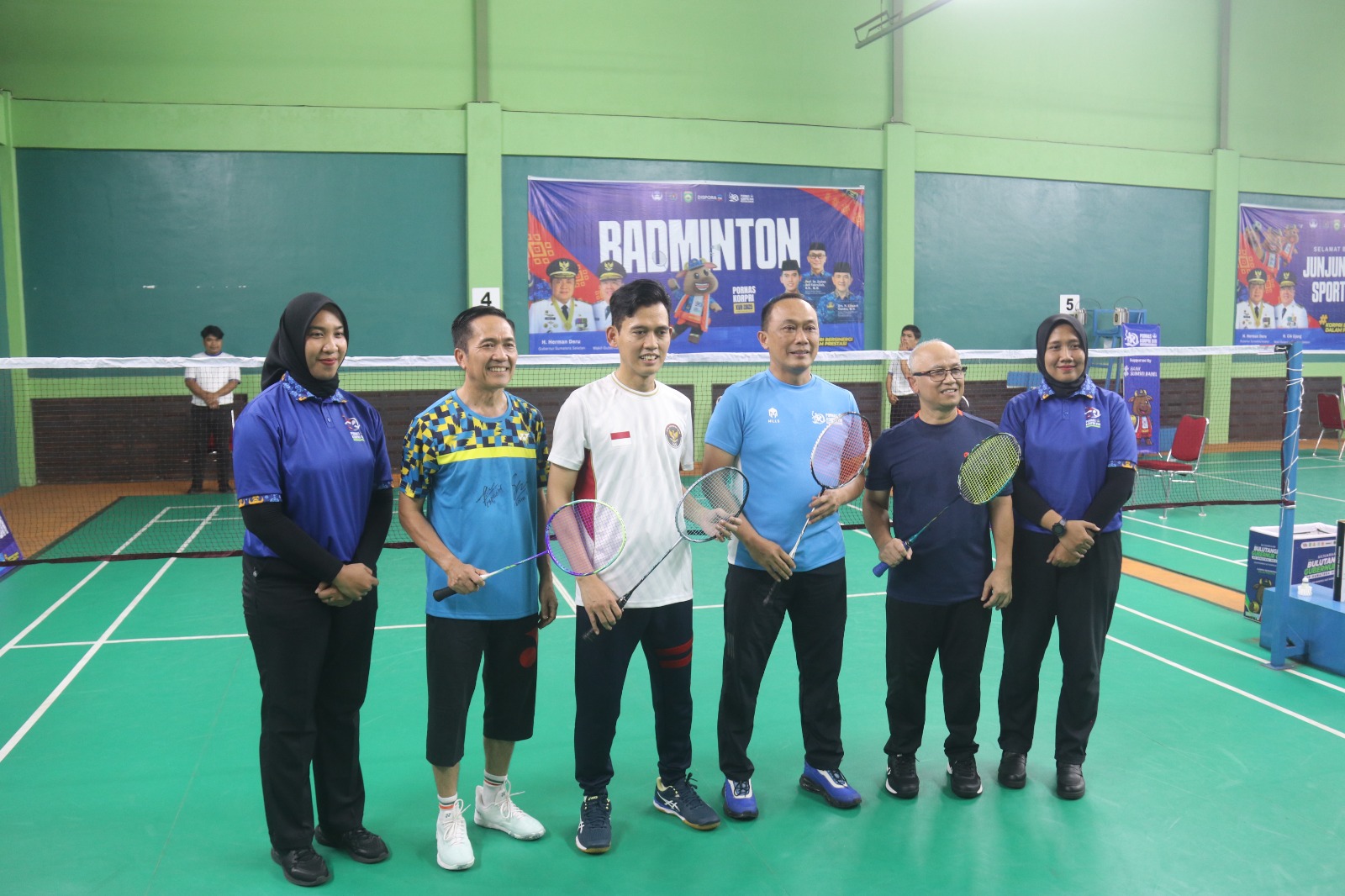 Lawan Ratu Dewa di Lapangan Badminton, Begini Kata Kepala BKN Prof Zudan 