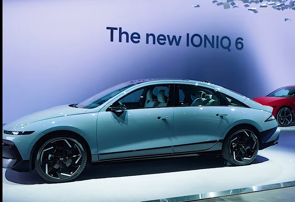 Hyundai Ioniq 6 N Resmi Diperkenalkan, Sedan Listrik Rasa Balap Siap Bikin Adrenalin Meledak