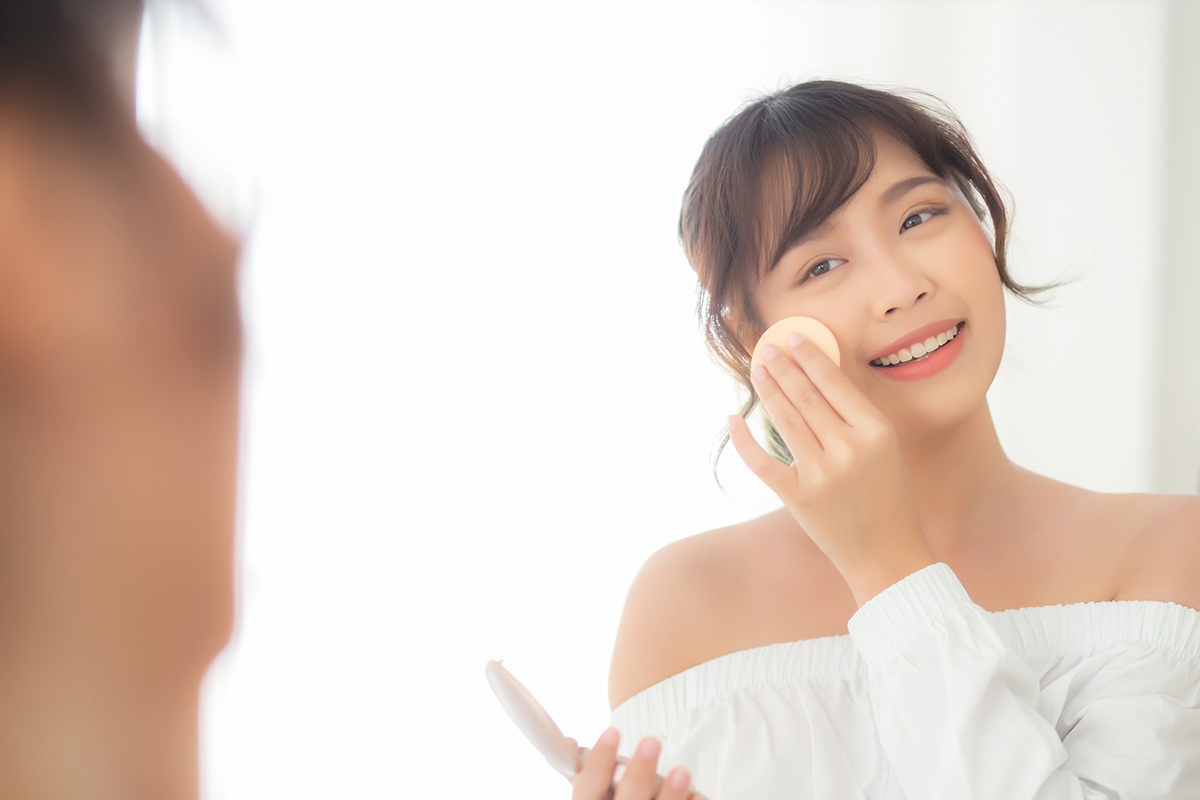 Tips Makeup Tahan Lama untuk Kulit Kering, Patut Dicoba