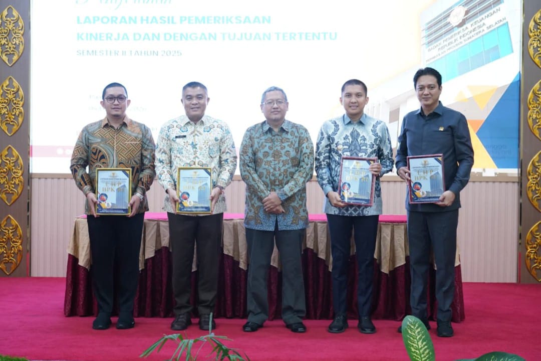 Ketua DPRD Ogan Ilir Dampingi Bupati Terima LHP dari BPK Perwakilan Sumsel