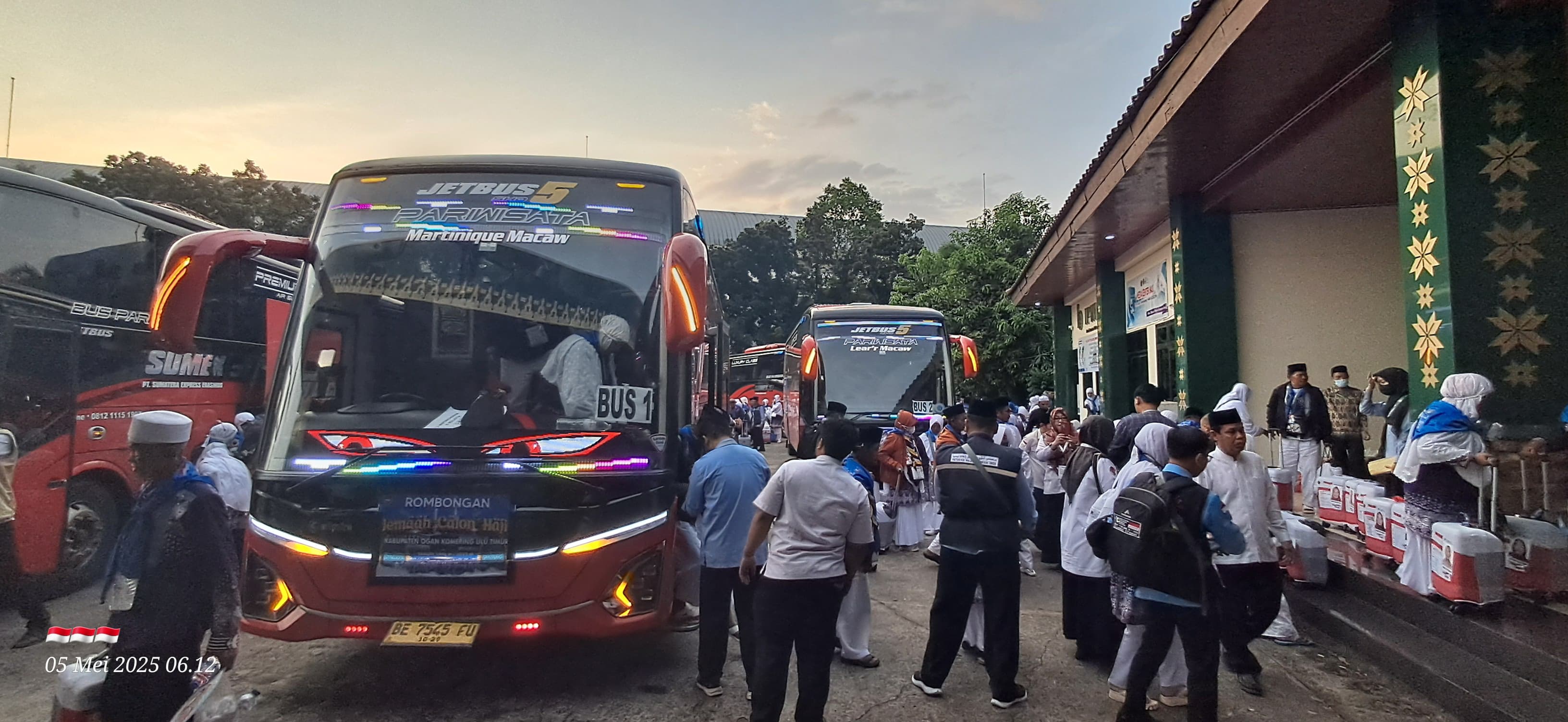 CJH Kloter 2 Berangkat Menuju Madinah, Kloter 3 Asal Kabupaten OKU Timur Tiba di Asrama Haji Palembang