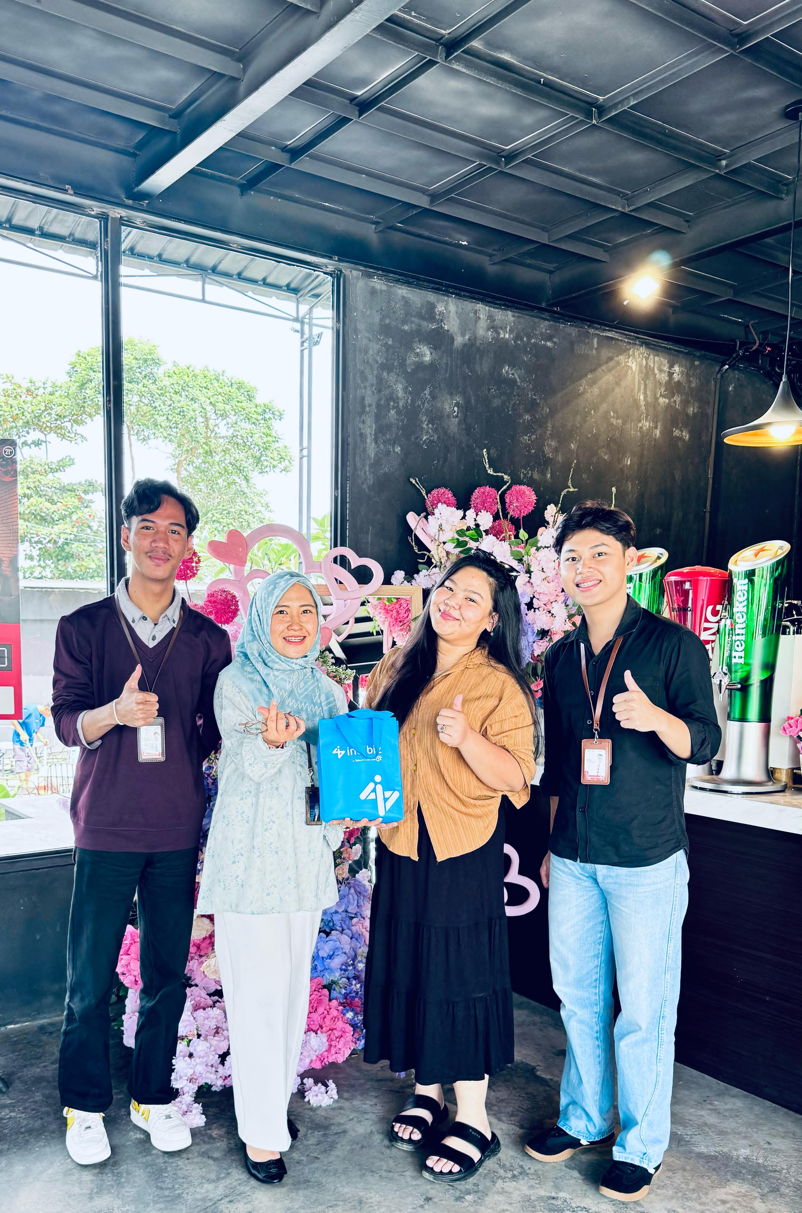 Cafe CCE Space Palembang Ciptakan Layanan Modern Bersama Indibiz