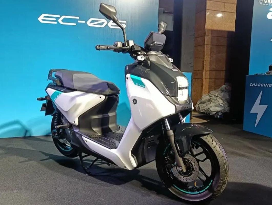 Motor Listrik Yamaha EC-06 Dirancang dengan Jarak Tempuh Hingga 160 KM Dibalut Teknologi Canggih 
