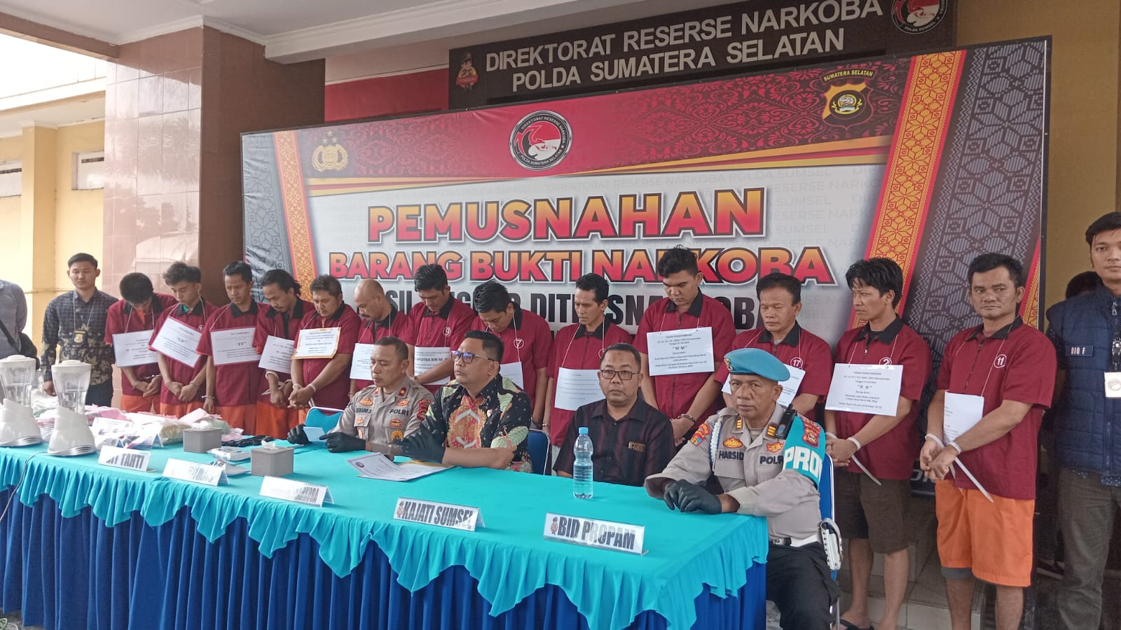  Polda Sumsel Musnahkan Barang Bukti 7,3 Kg Sabu Milik 23 Tersangka Narkoba Termasuk Mantan Caleg 