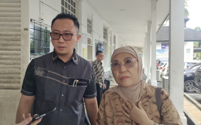 Hipotensi, Sidang Pemeriksaan Alex Noerdin Kasus Korupsi Pasar Cinde Ditunda Sepekan